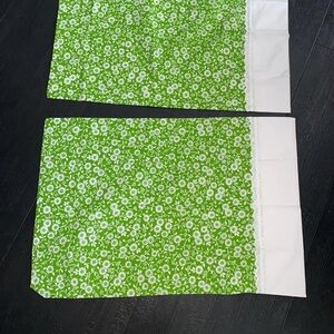 VTG Utica J.P. Stevens Country Calico Cottage Green Pillowcase Set of 2 Standard